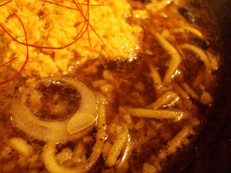 煖 黒とんこつ塩らーめん 005.jpg