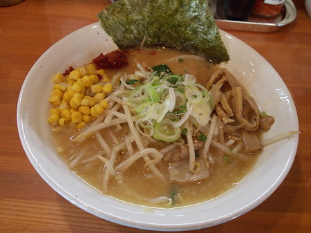 燕返し とんこつ味噌らぁめん 004.jpg