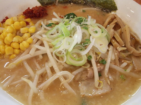 燕返し とんこつ味噌らぁめん 005.jpg